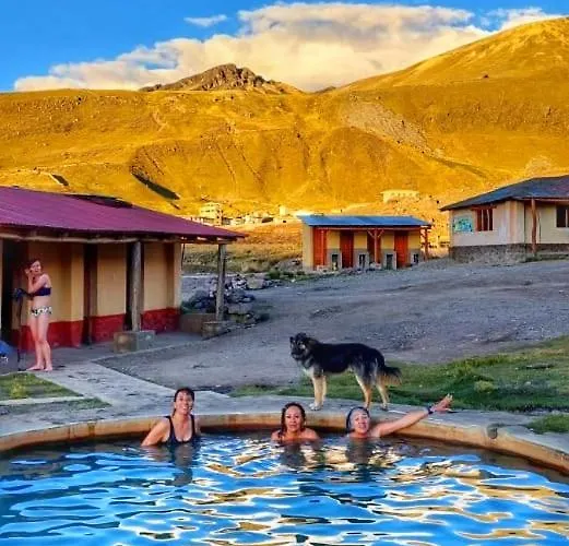 Lodge Ausangate Hike 12 Lagunas *